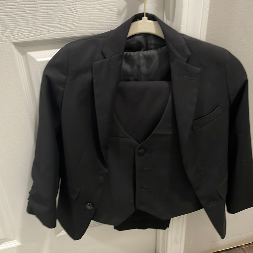 Izod Boys Suit